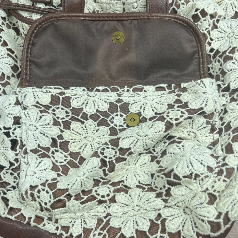 VTG Y2K Claire's Backpack Women Brown White Floral Crochet Boho Faux Leather Bag